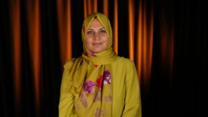 Nihal Akçam